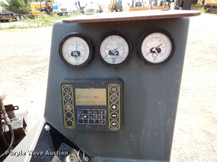 image for item MQ9316 2013 Vermeer D9X13 Series II  directional boring unit