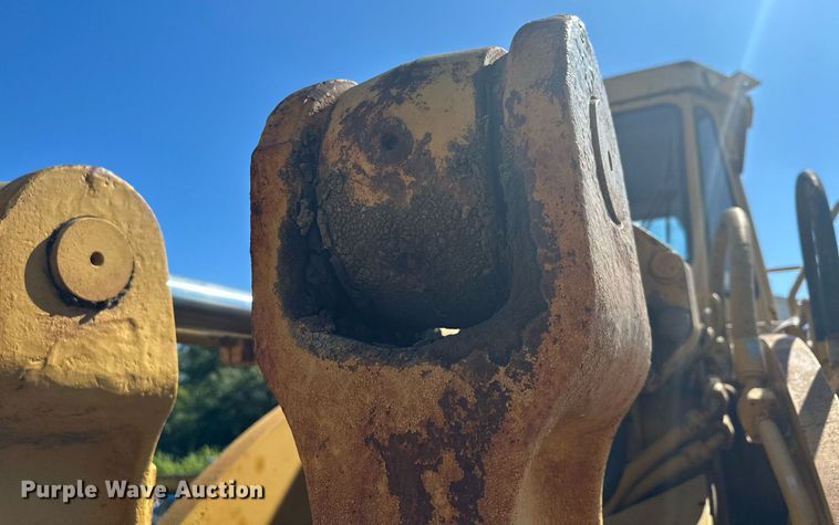 image for item MQ9317 1982 Caterpillar 980C wheel loader