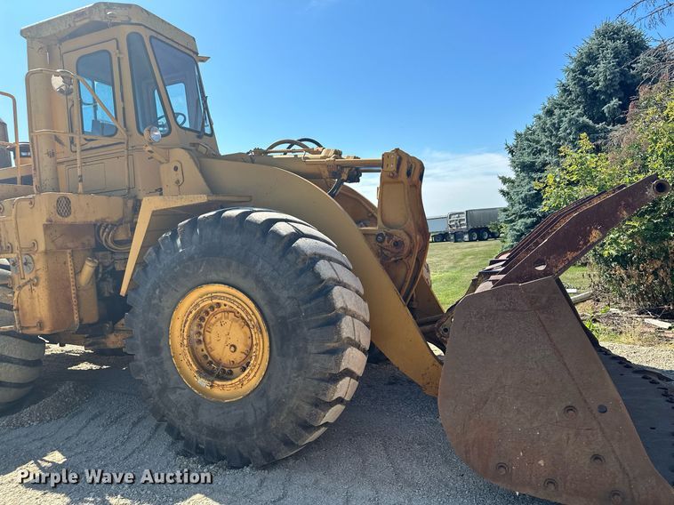 image for item MQ9317 1982 Caterpillar 980C wheel loader
