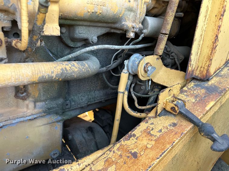 image for item MQ9317 1982 Caterpillar 980C wheel loader