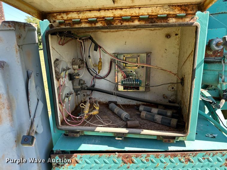 image for item MQ9318 Delco E7354  generator