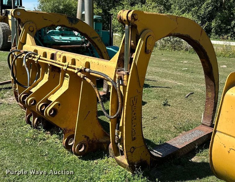 image for item MQ9319 Medford  96" L grapple forks