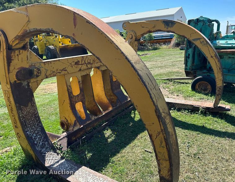 image for item MQ9319 Medford  96" L grapple forks