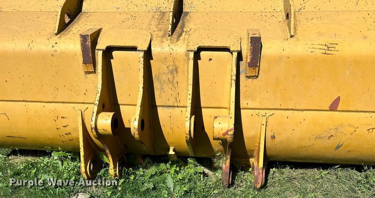 image for item MQ9320 132" W wheel loader bucket