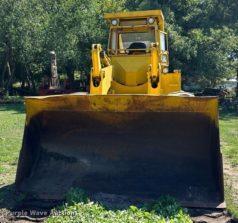 image for item MQ9321 1970 Michigan 85 wheel loader