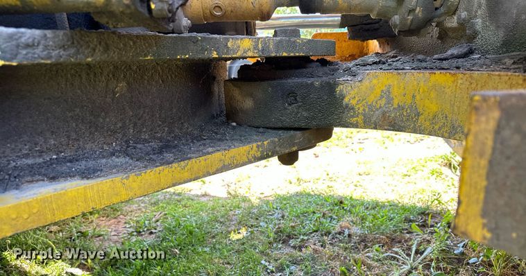 image for item MQ9321 1970 Michigan 85 wheel loader