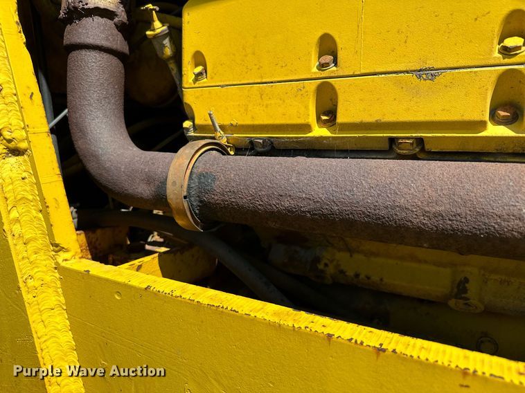 image for item MQ9321 1970 Michigan 85 wheel loader