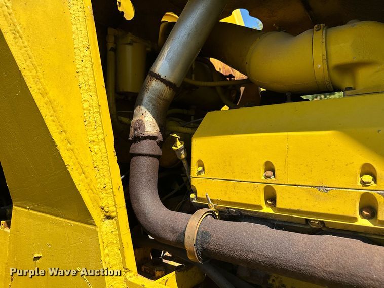 image for item MQ9321 1970 Michigan 85 wheel loader