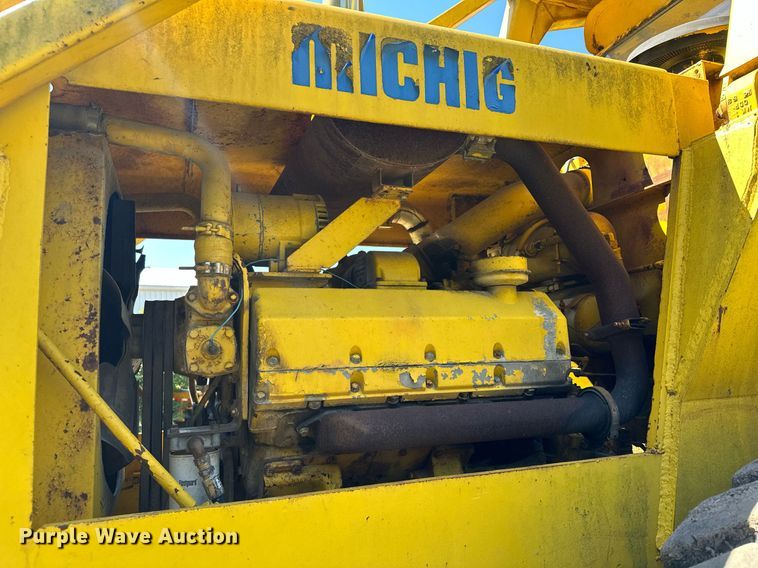 image for item MQ9321 1970 Michigan 85 wheel loader