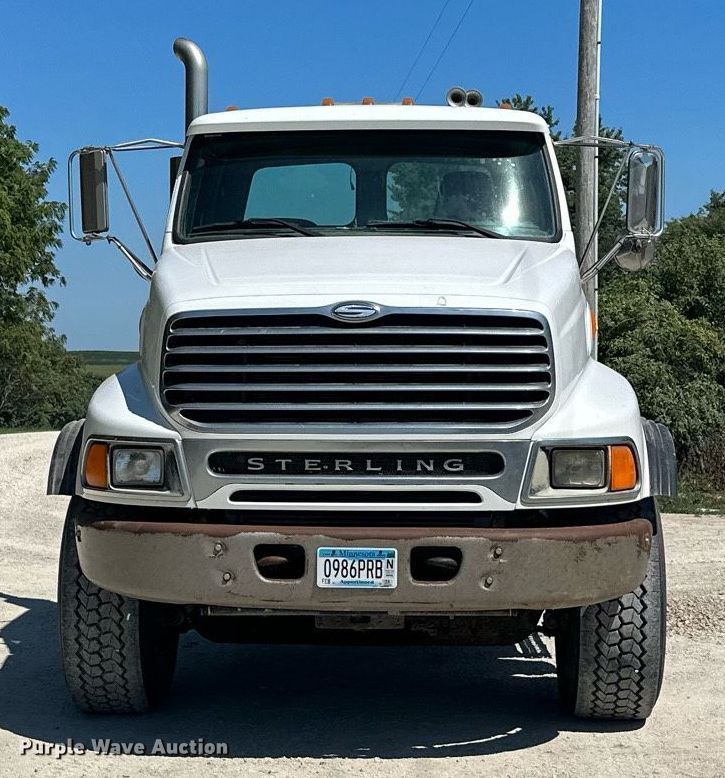 image for item MQ9322 2004 Sterling LT9500  truck cab and chassis