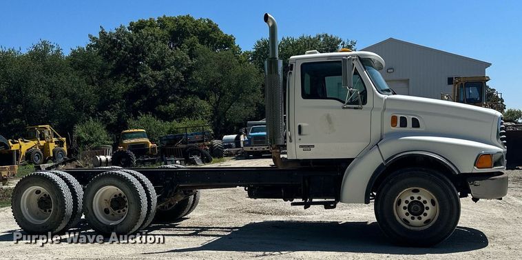 image for item MQ9322 2004 Sterling LT9500  truck cab and chassis