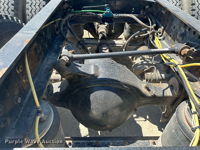 image for item MQ9322 2004 Sterling LT9500  truck cab and chassis