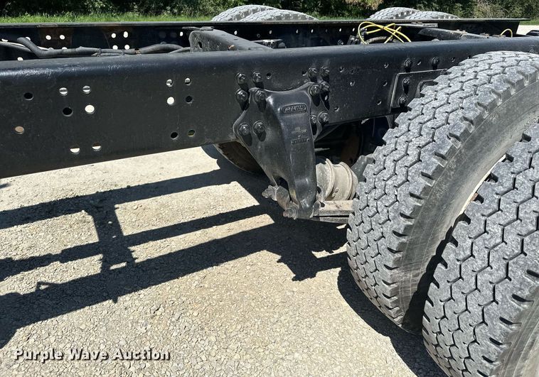 image for item MQ9322 2004 Sterling LT9500  truck cab and chassis