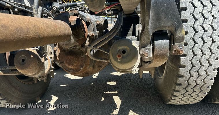 image for item MQ9322 2004 Sterling LT9500  truck cab and chassis