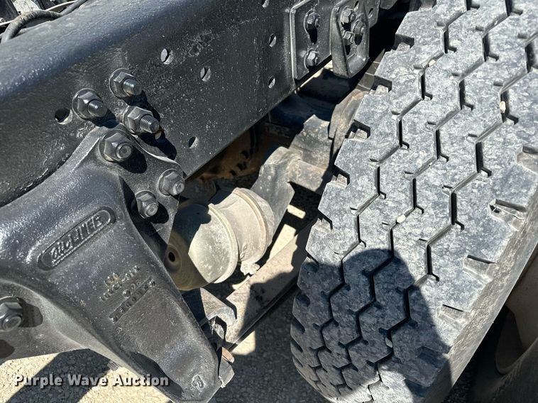 image for item MQ9322 2004 Sterling LT9500  truck cab and chassis