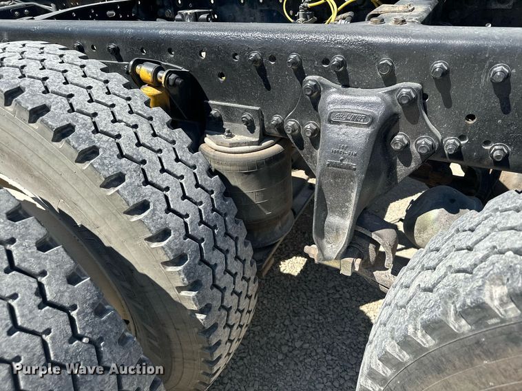 image for item MQ9322 2004 Sterling LT9500  truck cab and chassis