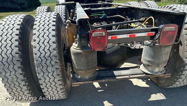 image for item MQ9322 2004 Sterling LT9500  truck cab and chassis