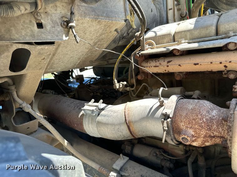 image for item MQ9322 2004 Sterling LT9500  truck cab and chassis