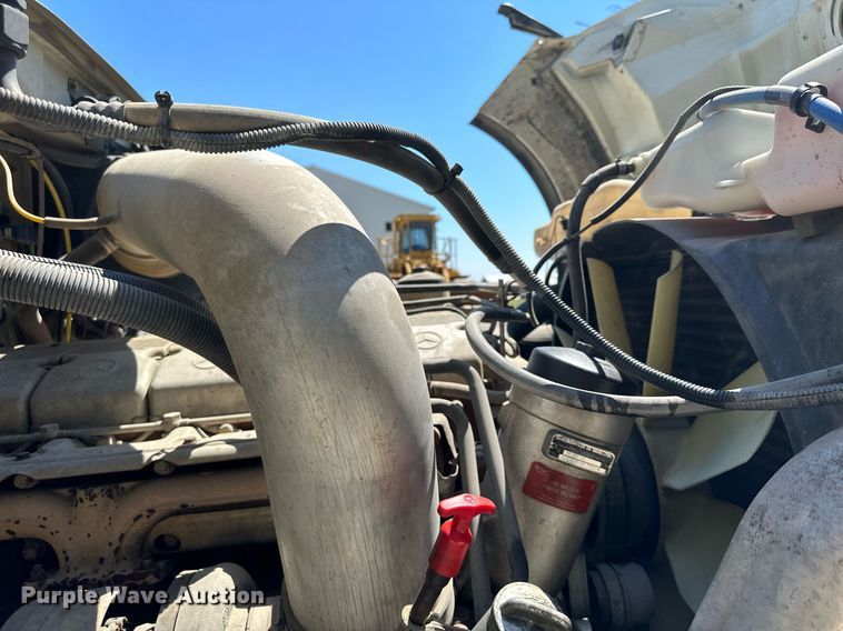 image for item MQ9322 2004 Sterling LT9500  truck cab and chassis