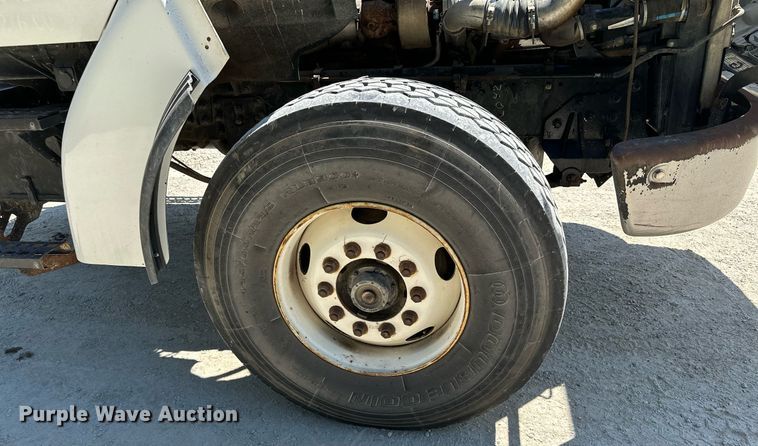 image for item MQ9322 2004 Sterling LT9500  truck cab and chassis