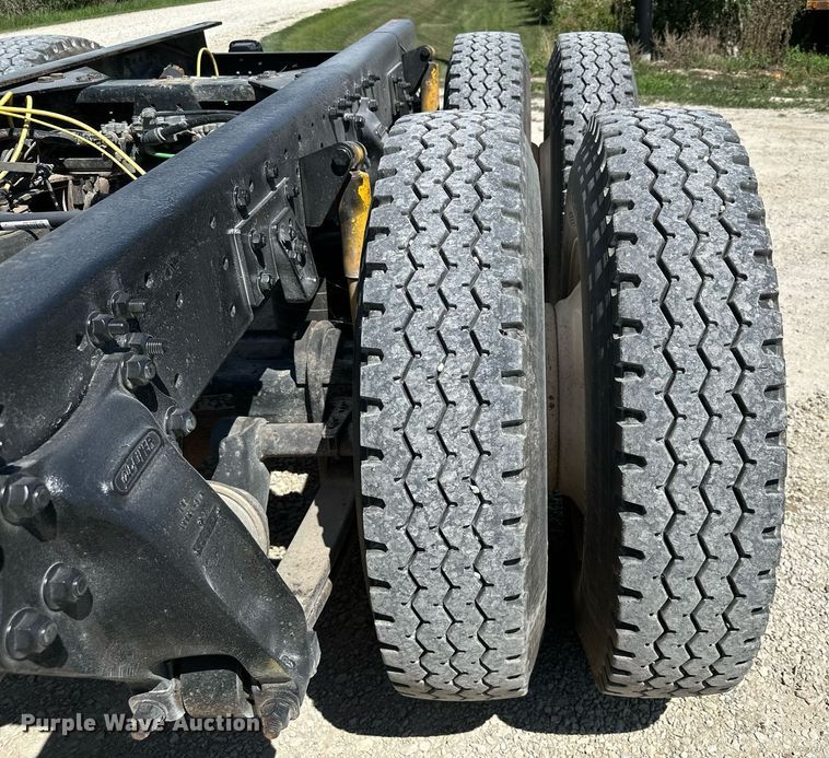 image for item MQ9322 2004 Sterling LT9500  truck cab and chassis