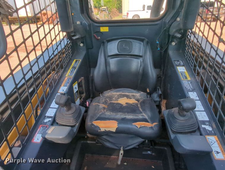 image for item MY9811 2015 John Deere 329E  tracked skid steer loader