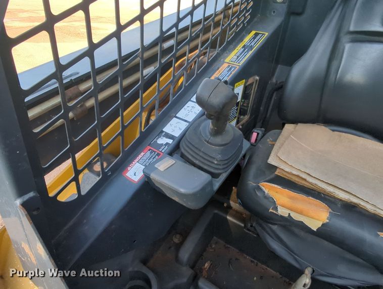 image for item MY9811 2015 John Deere 329E  tracked skid steer loader