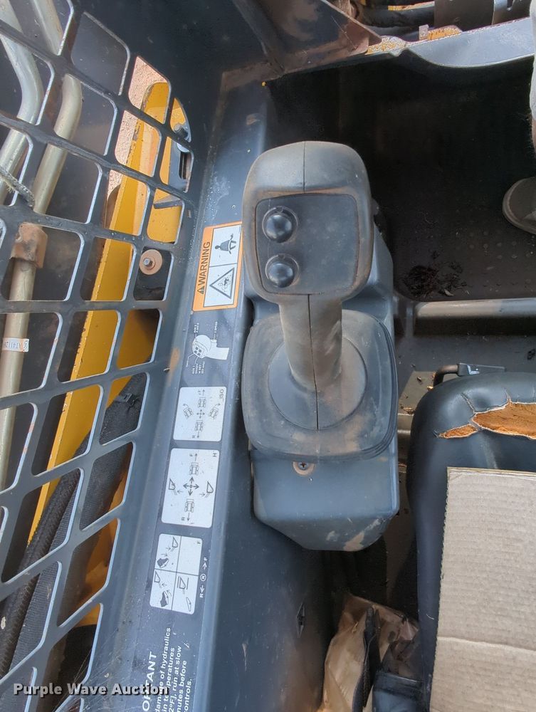 image for item MY9811 2015 John Deere 329E  tracked skid steer loader