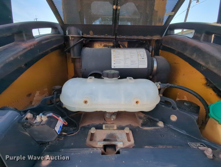 image for item MY9811 2015 John Deere 329E  tracked skid steer loader