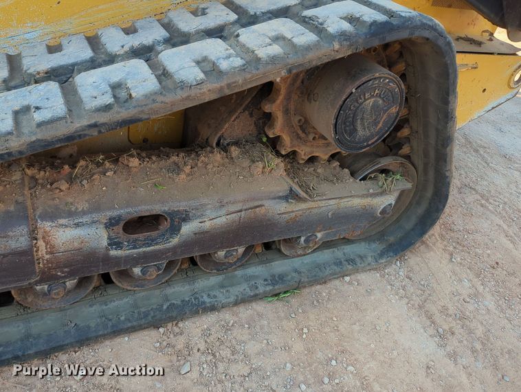 image for item MY9811 2015 John Deere 329E  tracked skid steer loader