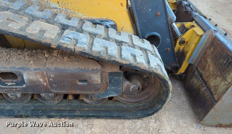 image for item MY9811 2015 John Deere 329E  tracked skid steer loader
