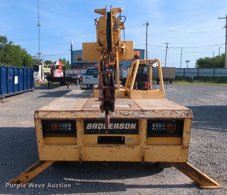 image for item MY9869 1994 Broderson IC80-1F  crane