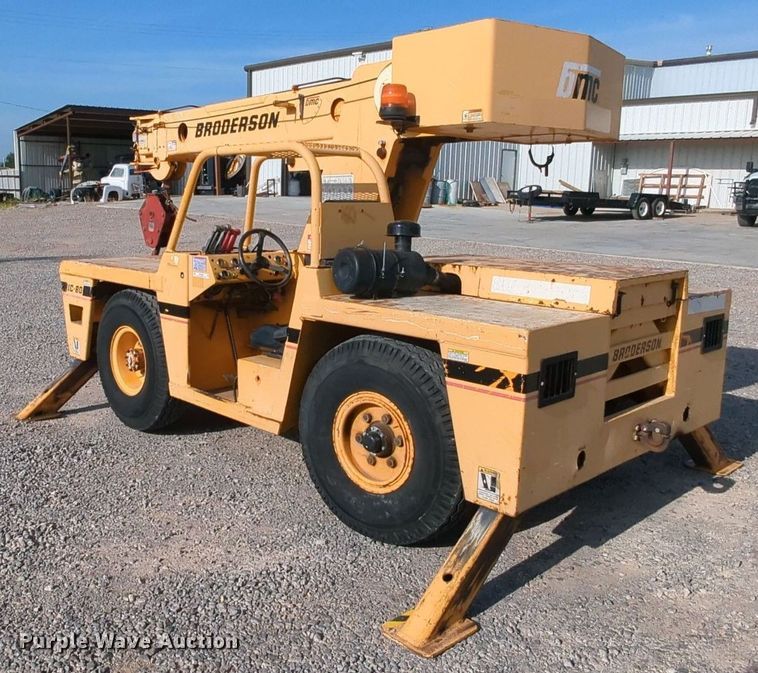image for item MY9869 1994 Broderson IC80-1F  crane
