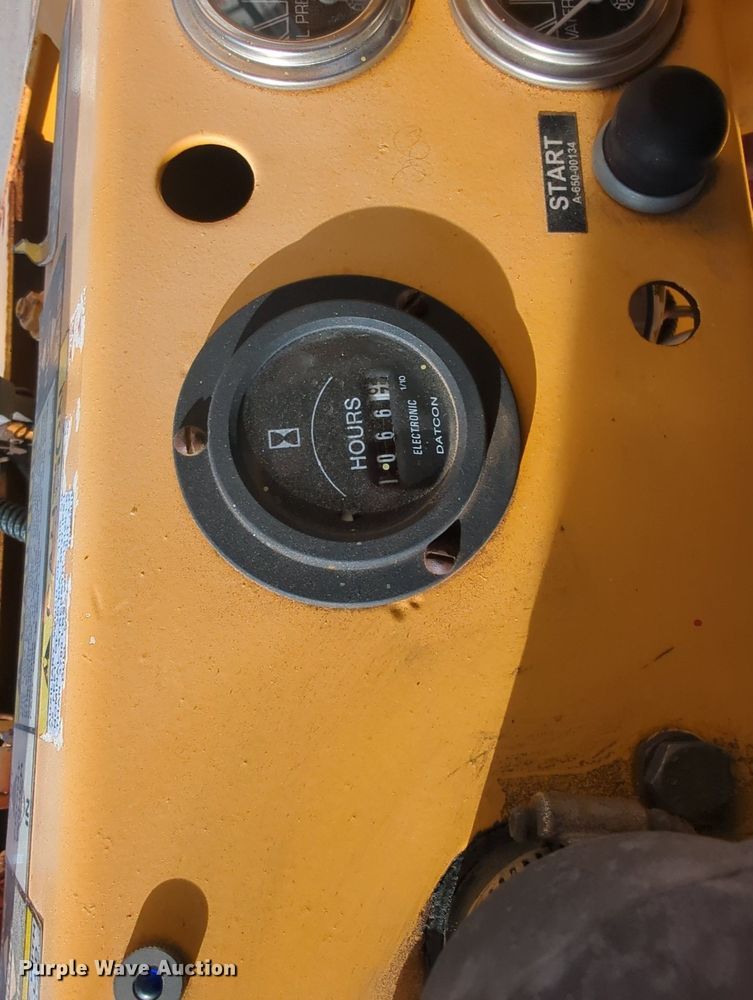 image for item MY9869 1994 Broderson IC80-1F  crane