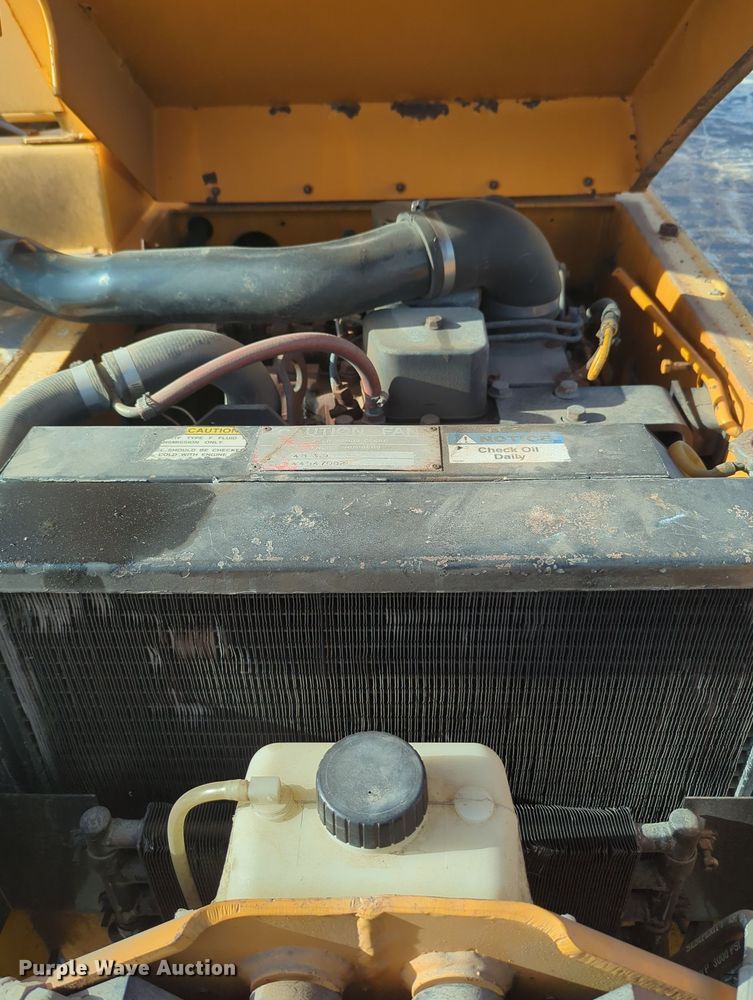 image for item MY9869 1994 Broderson IC80-1F  crane