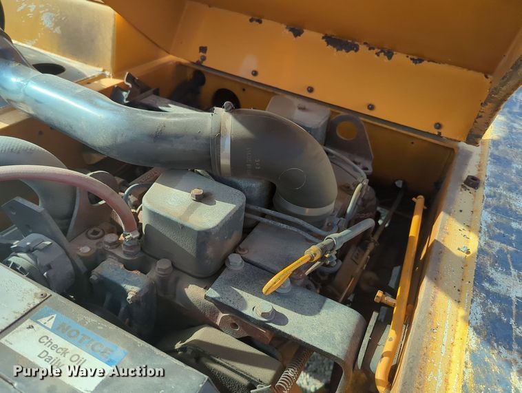 image for item MY9869 1994 Broderson IC80-1F  crane