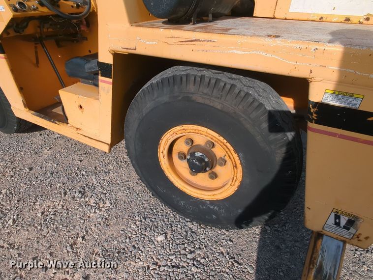 image for item MY9869 1994 Broderson IC80-1F  crane