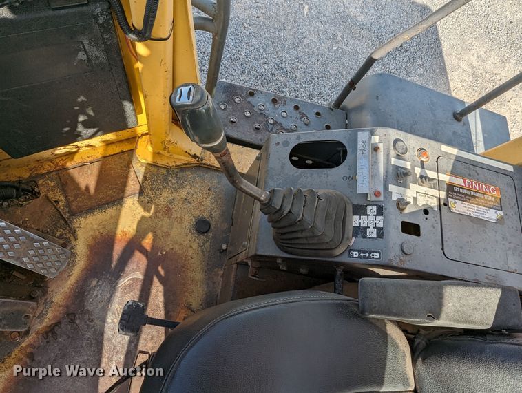 image for item MY9870 2008 Komatsu WA180-3L  wheel loader