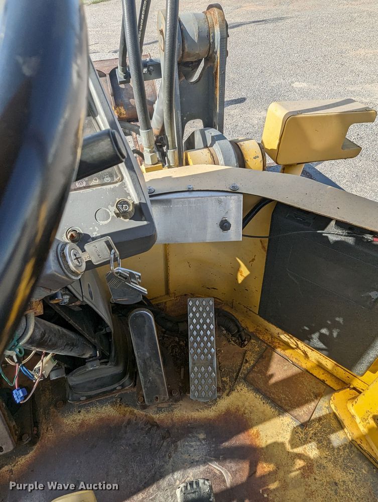 image for item MY9870 2008 Komatsu WA180-3L  wheel loader