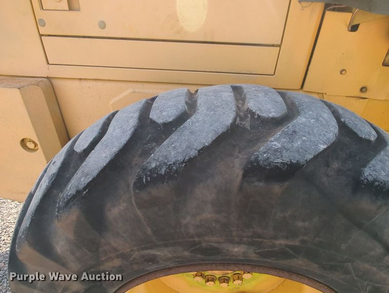 image for item MY9870 2008 Komatsu WA180-3L  wheel loader