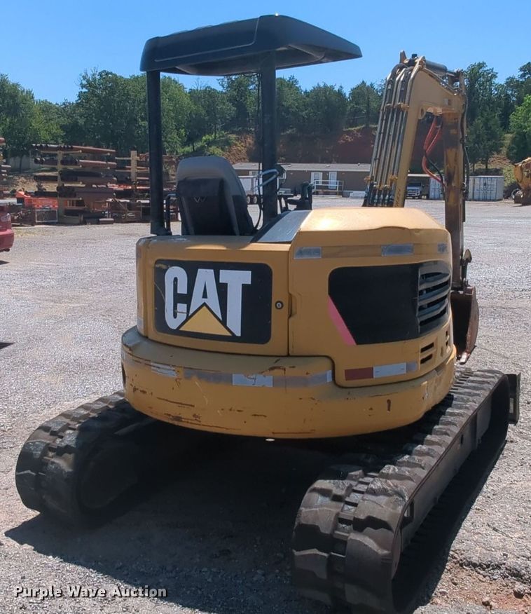 image for item MY9881 2011 Caterpillar 305D CR  mini excavator