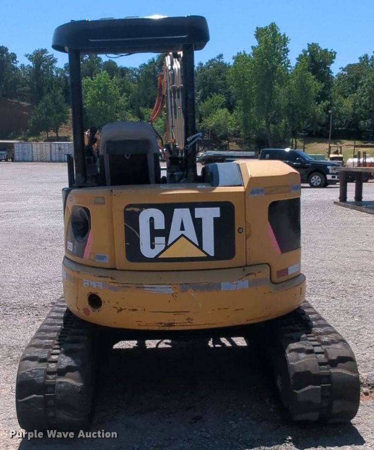 image for item MY9881 2011 Caterpillar 305D CR  mini excavator