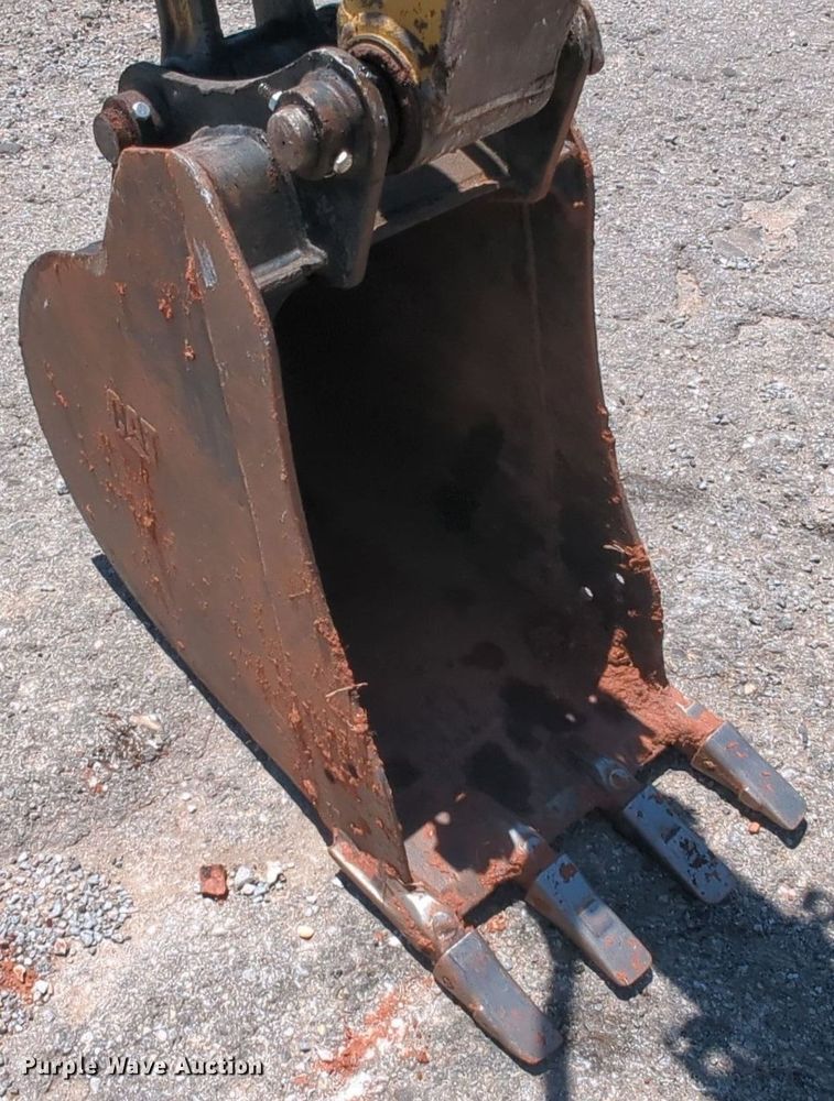 image for item MY9881 2011 Caterpillar 305D CR  mini excavator