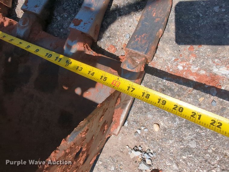 image for item MY9881 2011 Caterpillar 305D CR  mini excavator