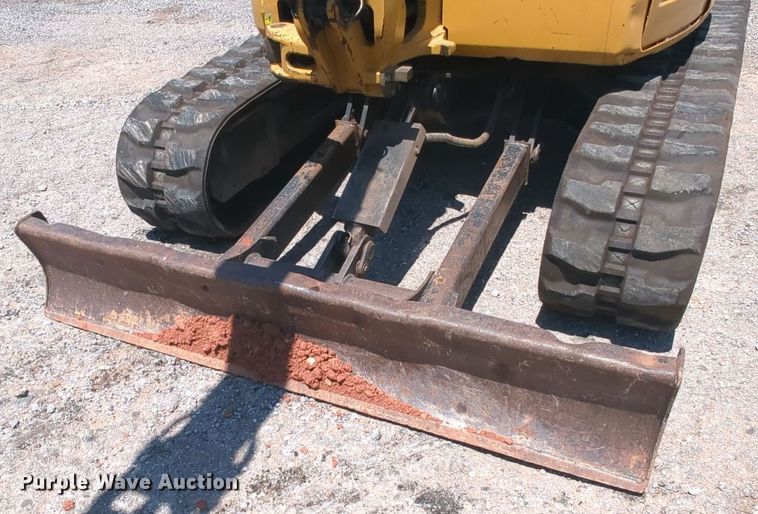 image for item MY9881 2011 Caterpillar 305D CR  mini excavator