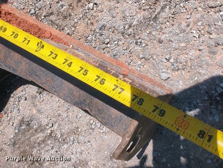 image for item MY9881 2011 Caterpillar 305D CR  mini excavator