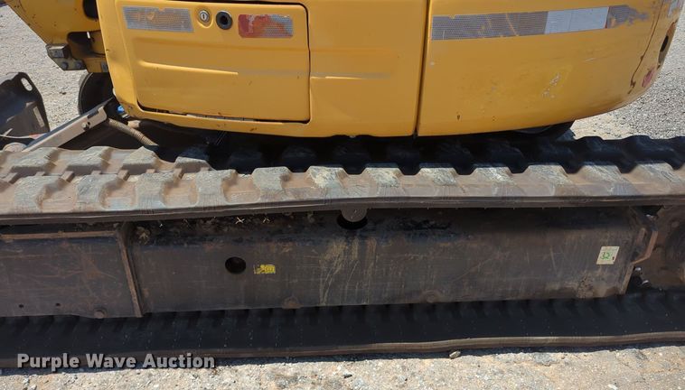 image for item MY9881 2011 Caterpillar 305D CR  mini excavator