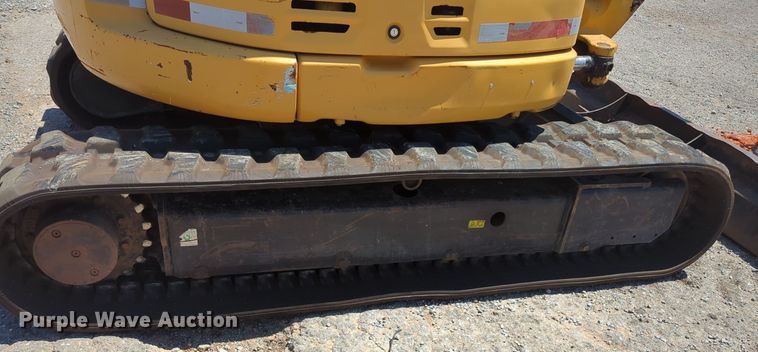 image for item MY9881 2011 Caterpillar 305D CR  mini excavator