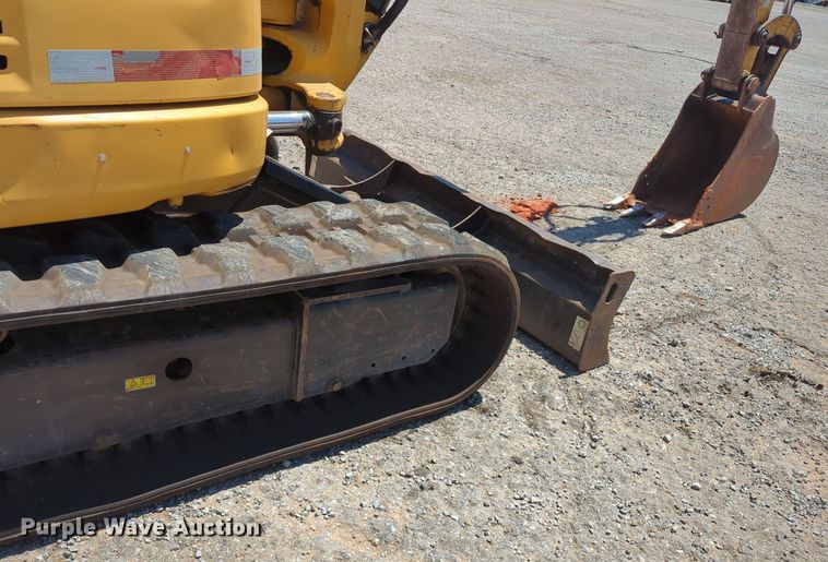 image for item MY9881 2011 Caterpillar 305D CR  mini excavator