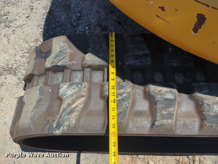 image for item MY9881 2011 Caterpillar 305D CR  mini excavator